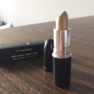 Mac Frosted Lipstick, Shade Tanarama